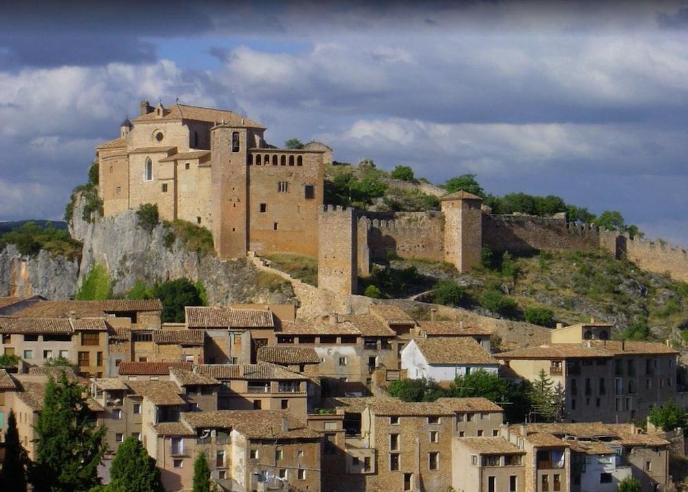 Hotel Santa Maria De Alquézar Exterior foto